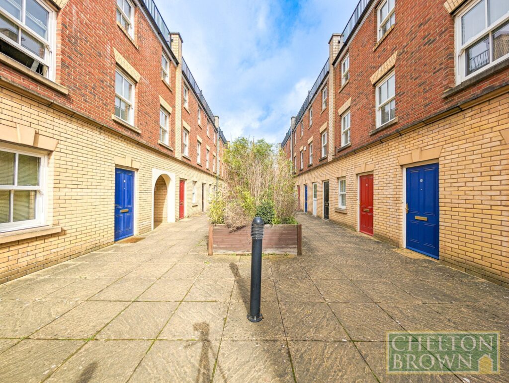 Sheep Street, Northampton, NN1 2LZ