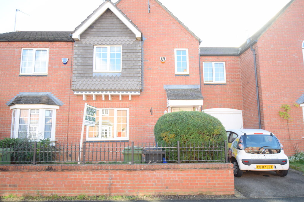 Quintonside, Grange Park, Northampton, NN4 5AD