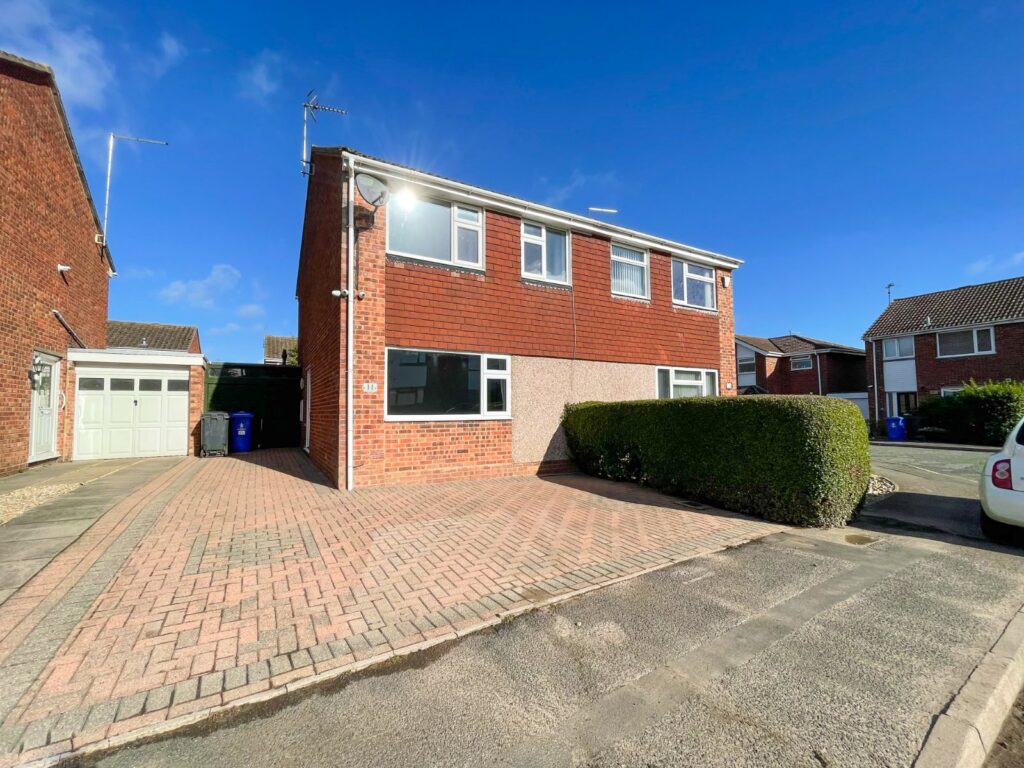 Homestead Drive, Bugbrooke, Northampton, NN7 3QY