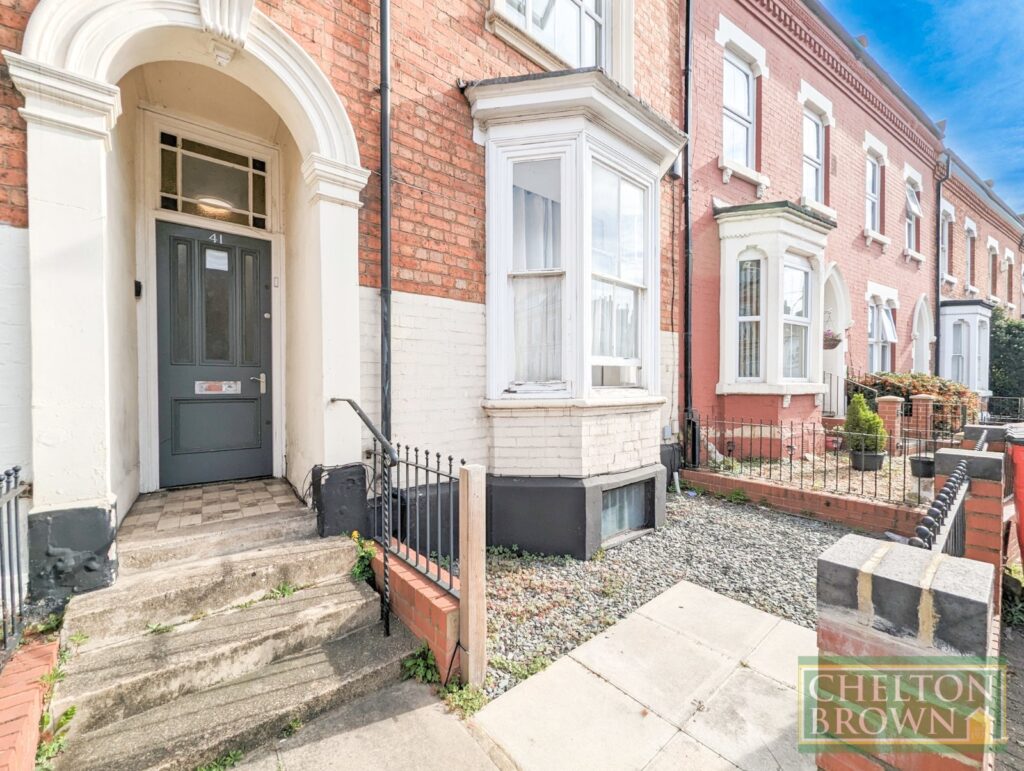 York Road, Northampton, NN1 5QJ
