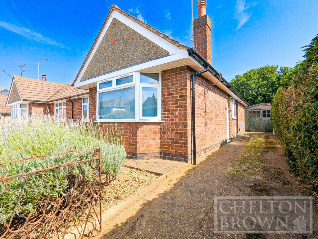 Barons Way, Northampton, Northamptonshire, NN2 8HP