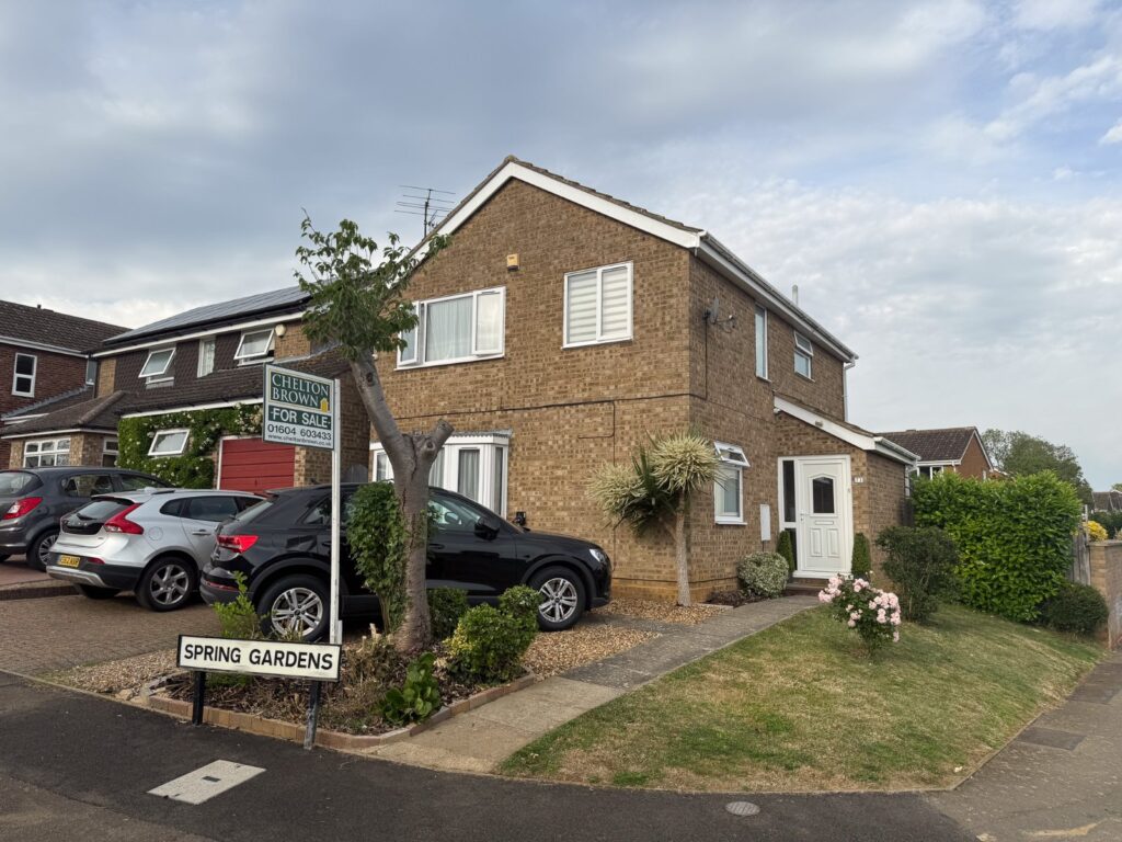 Spring Gardens, Earls Barton, Northampton, Northamptonshire, NN6 0NJ