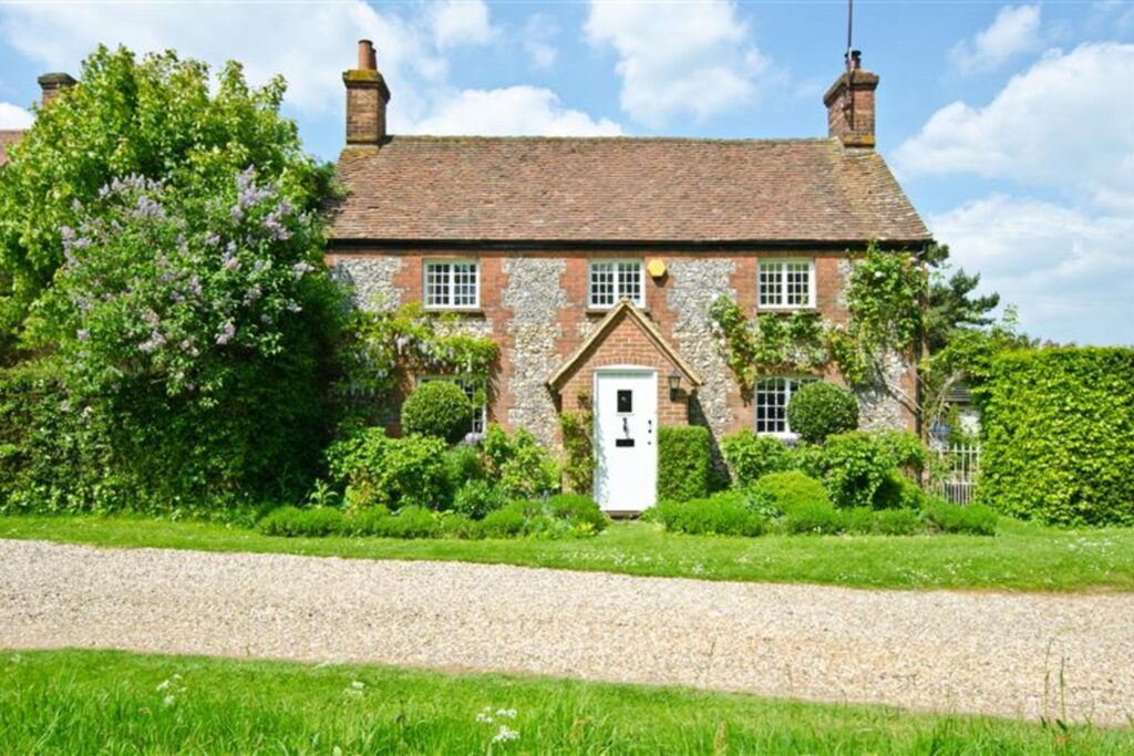 Charming stone cottage on Hazelwood Road, Northampton, marketed by Chelton Brown estate agents in Northamptonshire.
