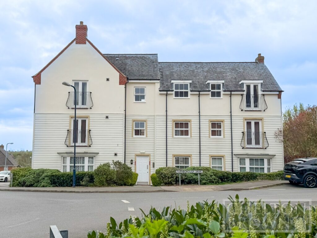 Farnborough Drive, Daventry, Northamptonshire, NN11 8AL