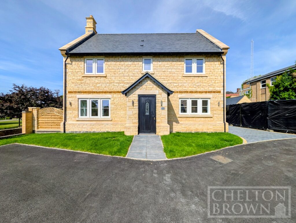 Castle Mews, Wellingborough, Northamptonshire, NN8 1NX