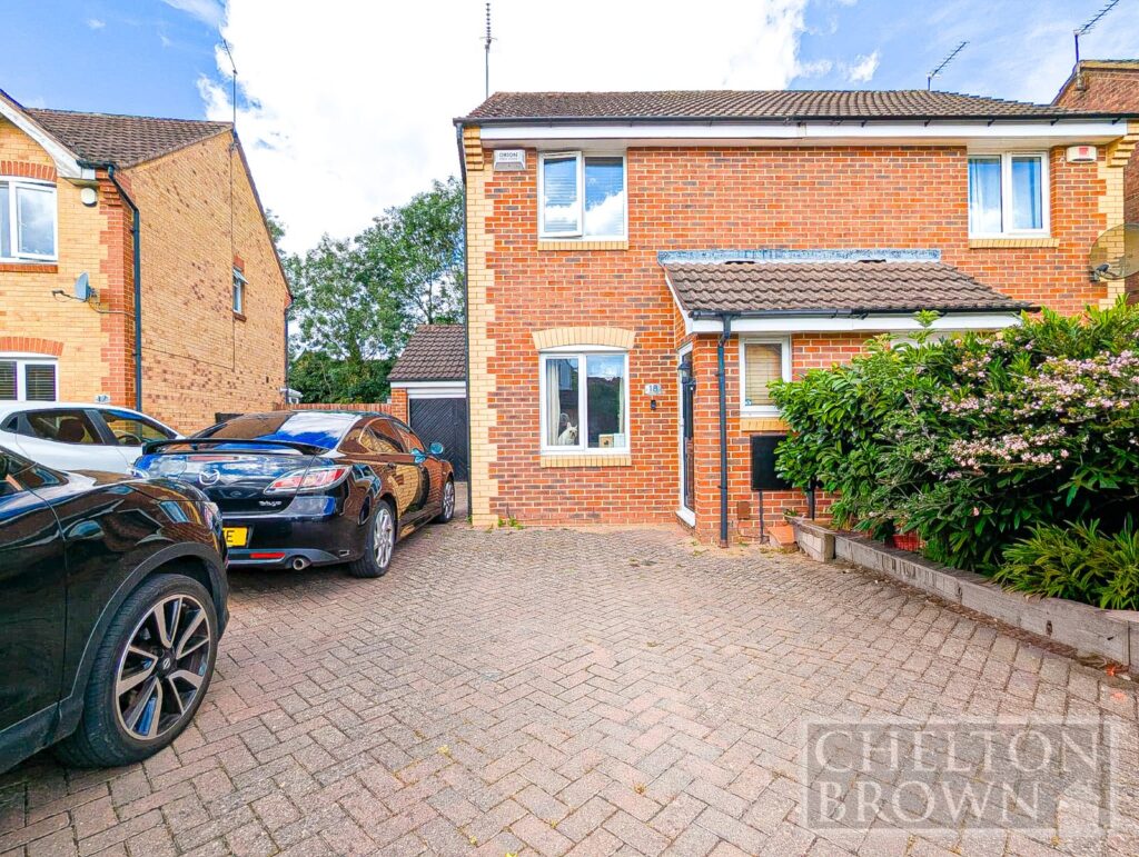 Greeves Close, Duston, Northampton, Northamptonshire, NN5 6YU