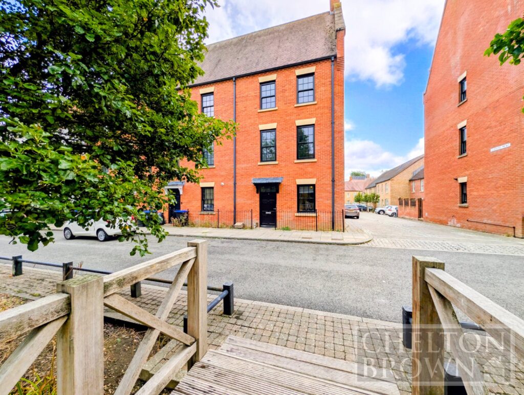 Clickers Drive, Upton, Northampton, NN5 4ED