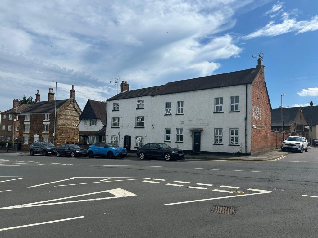 Broad Green, Wellingborough, Northamptonshire, NN8 4LE